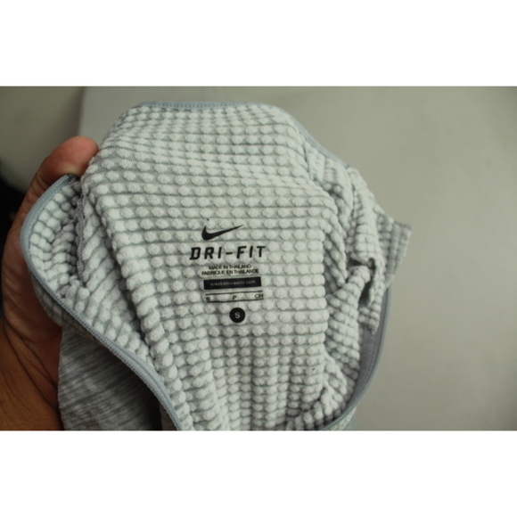 Nike Dri Fit Men Gray Sweater Mock Neck Zipper Broke Size Small - Picture 2 of 7